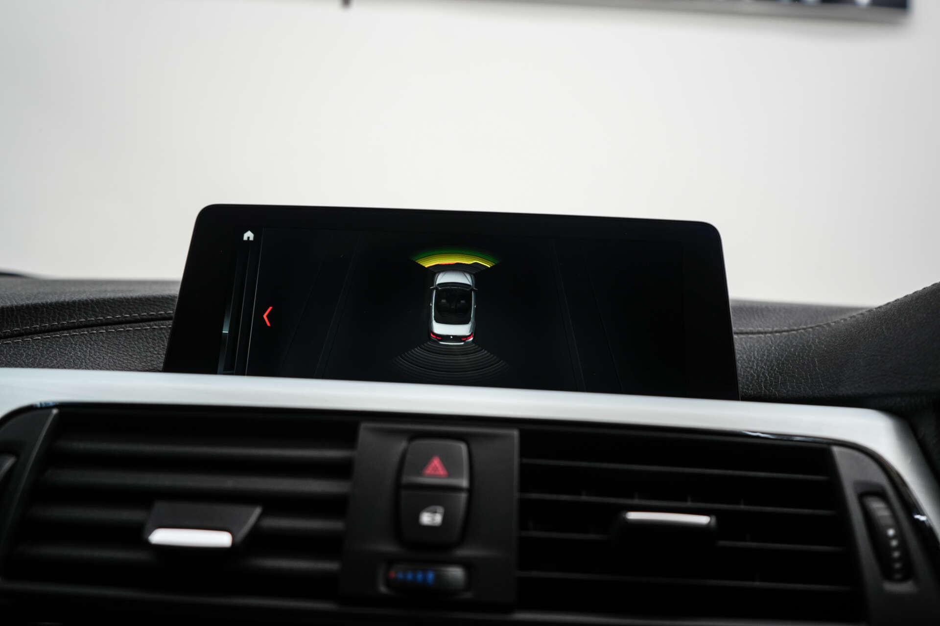 BMW 4 Series view 37