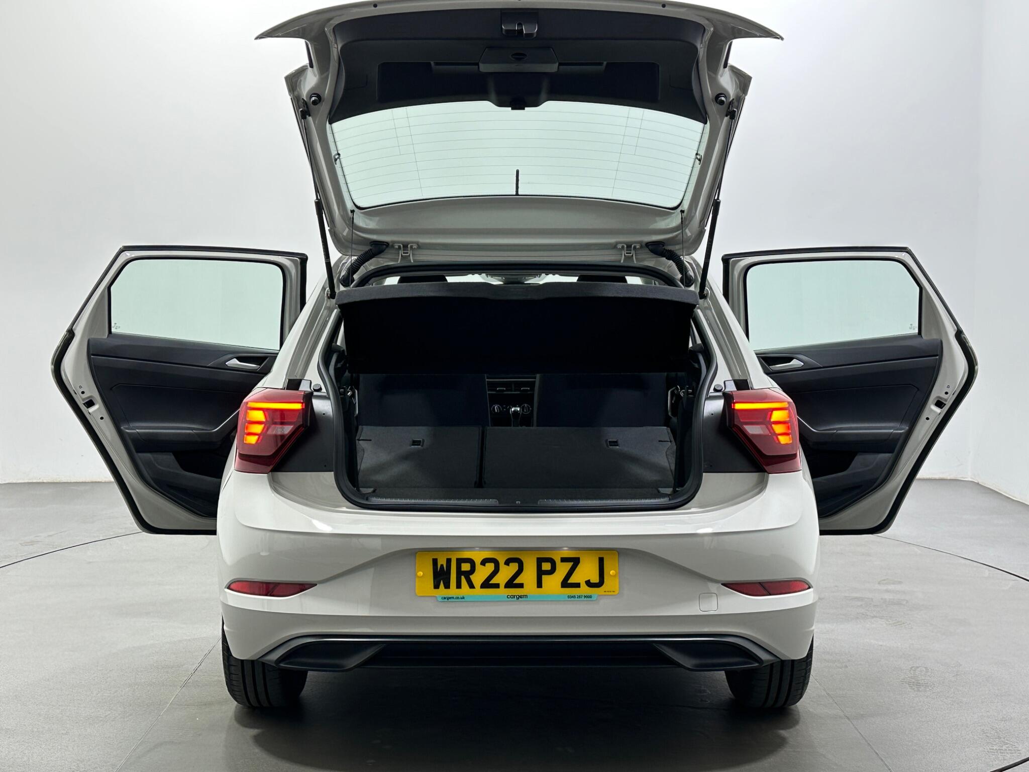 Volkswagen Polo view 42
