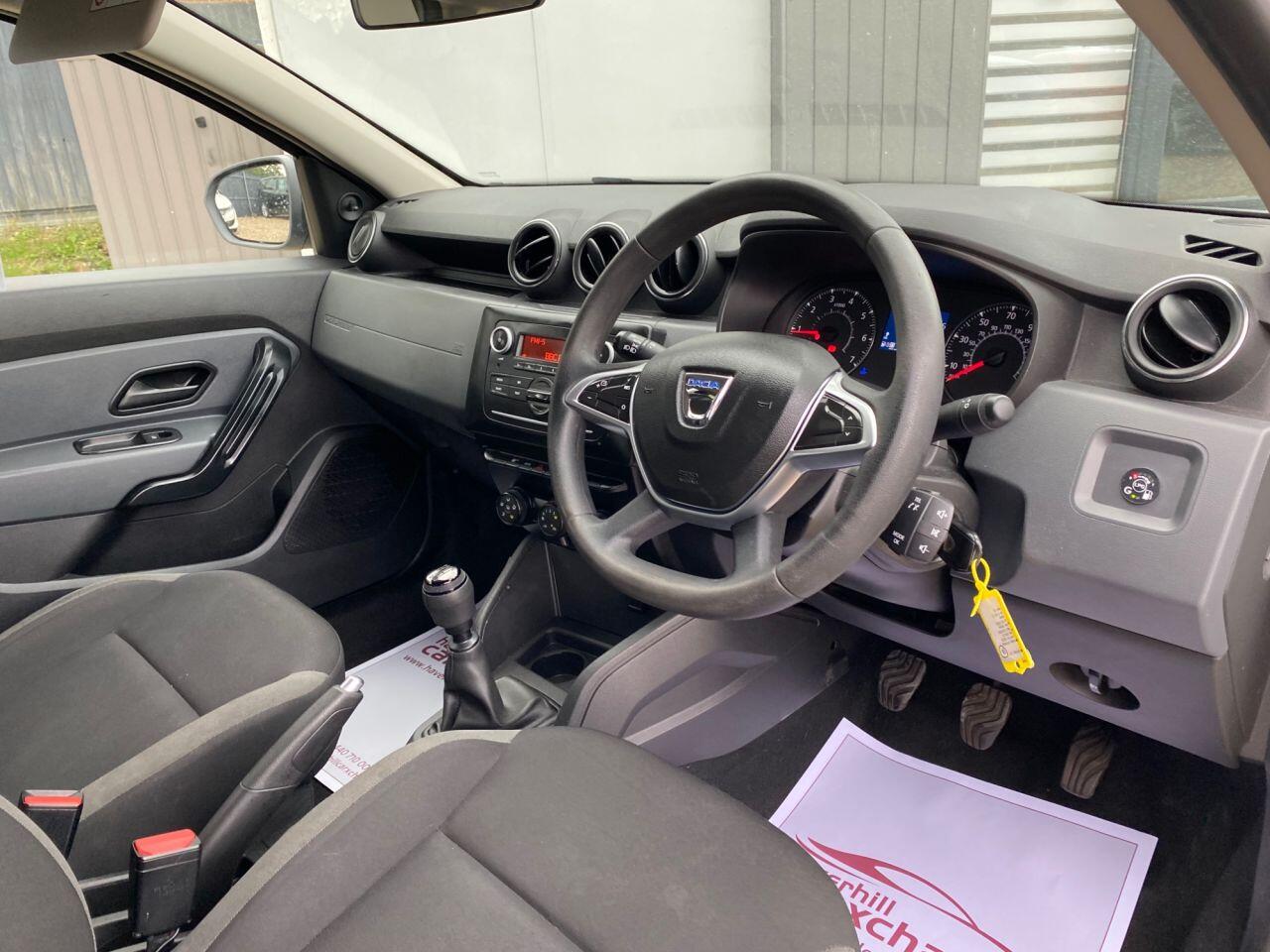 Dacia Duster view 13