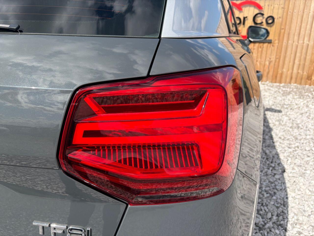 Audi Q2 view 15