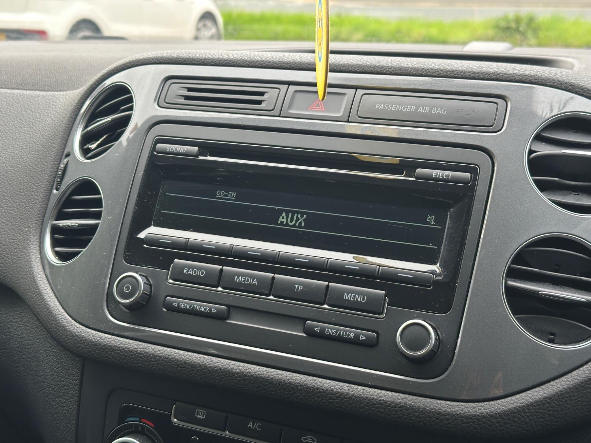 Volkswagen Tiguan view 26