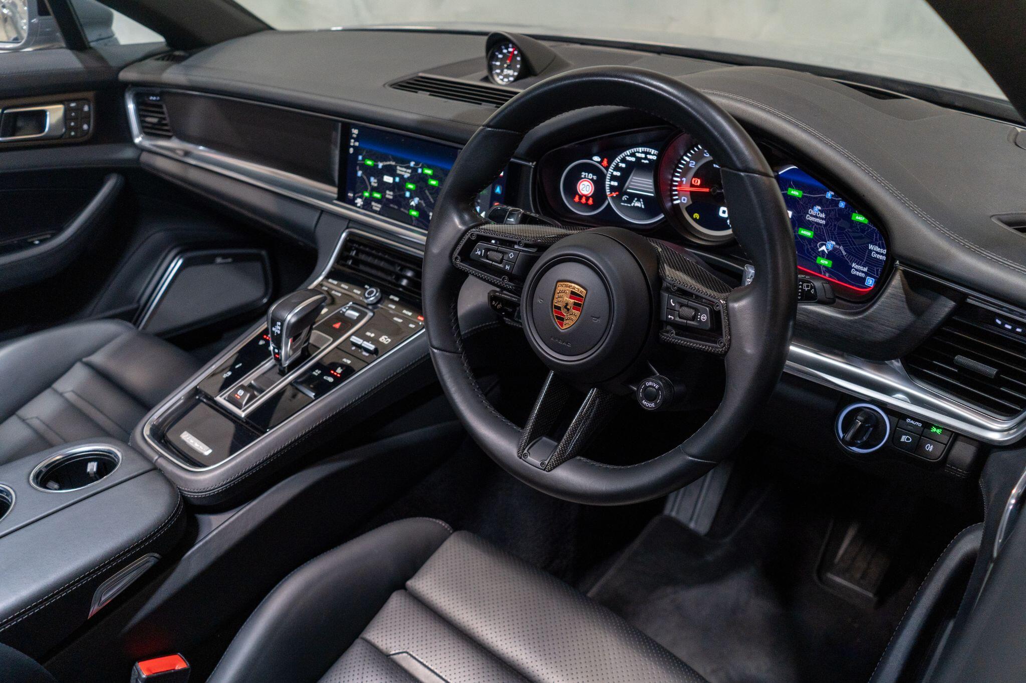 Porsche Panamera view 11