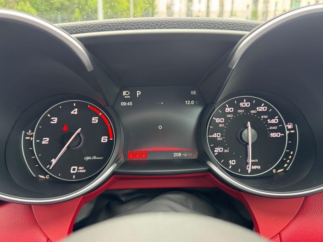Alfa Romeo Giulia view 28