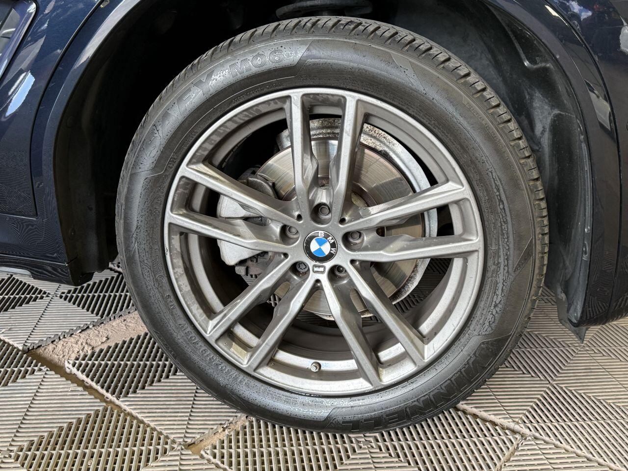 BMW X3 view 19