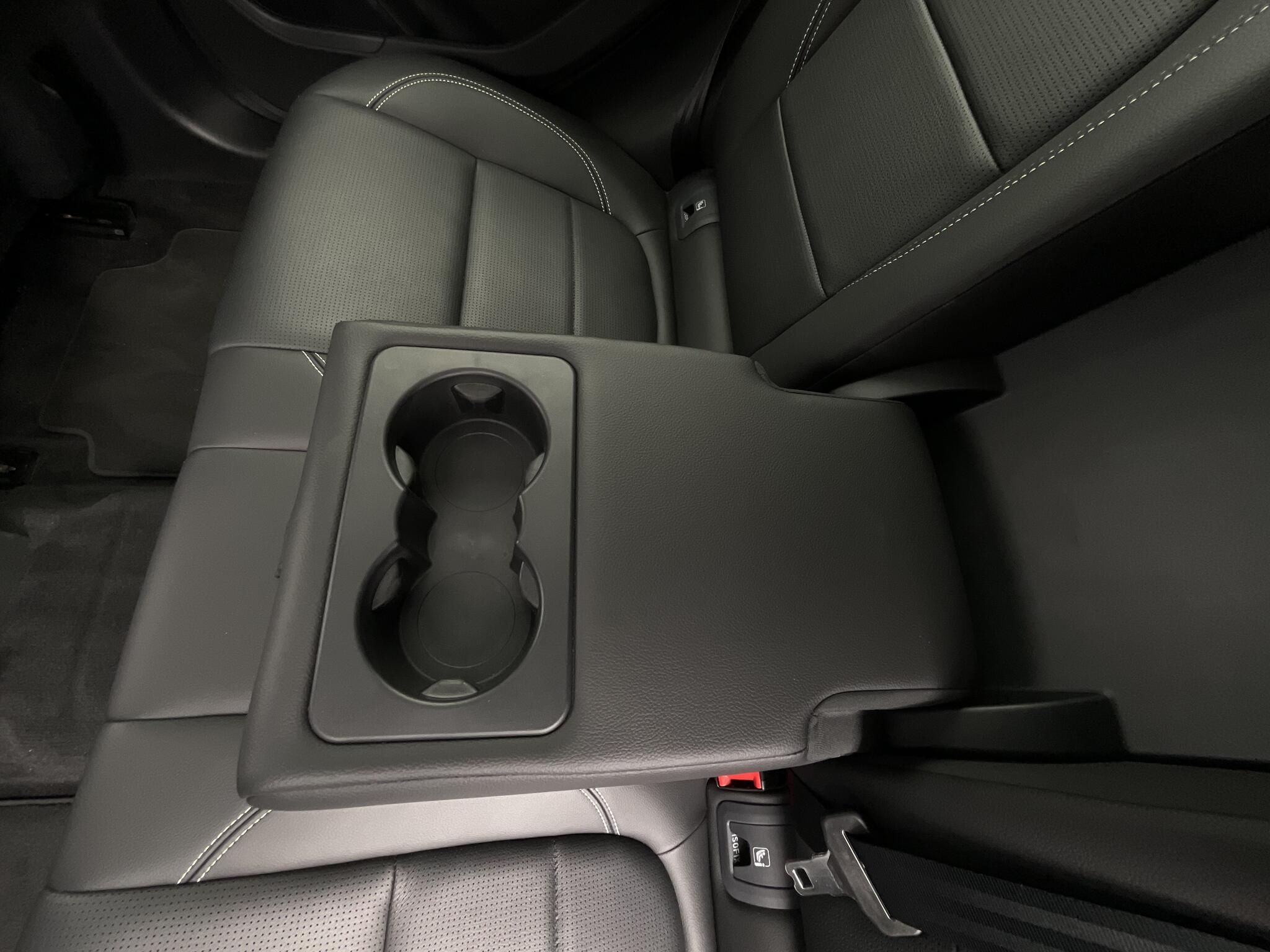 Jaguar I-Pace view 16
