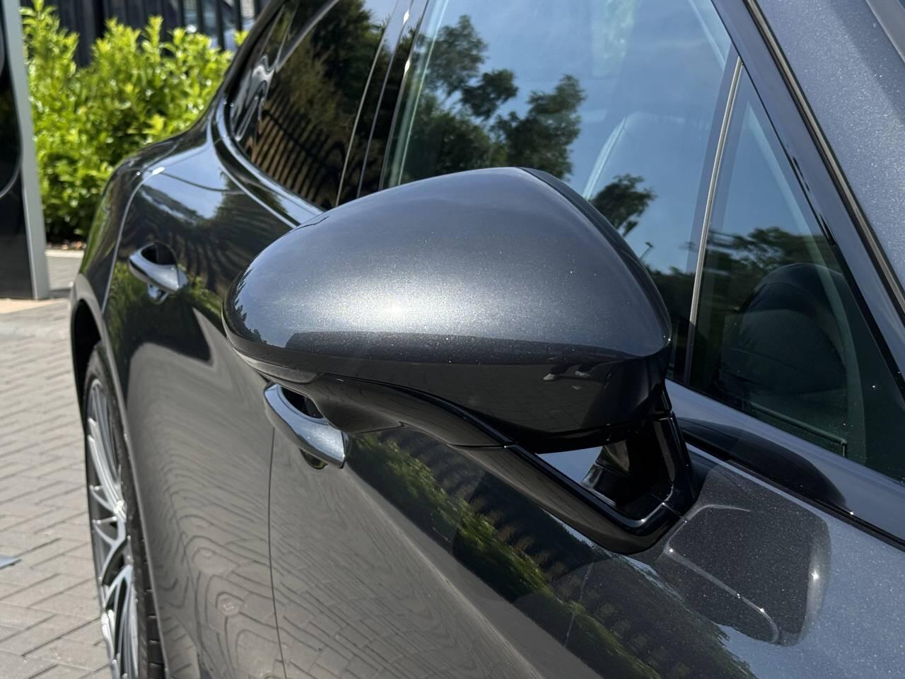 Porsche Panamera view 47