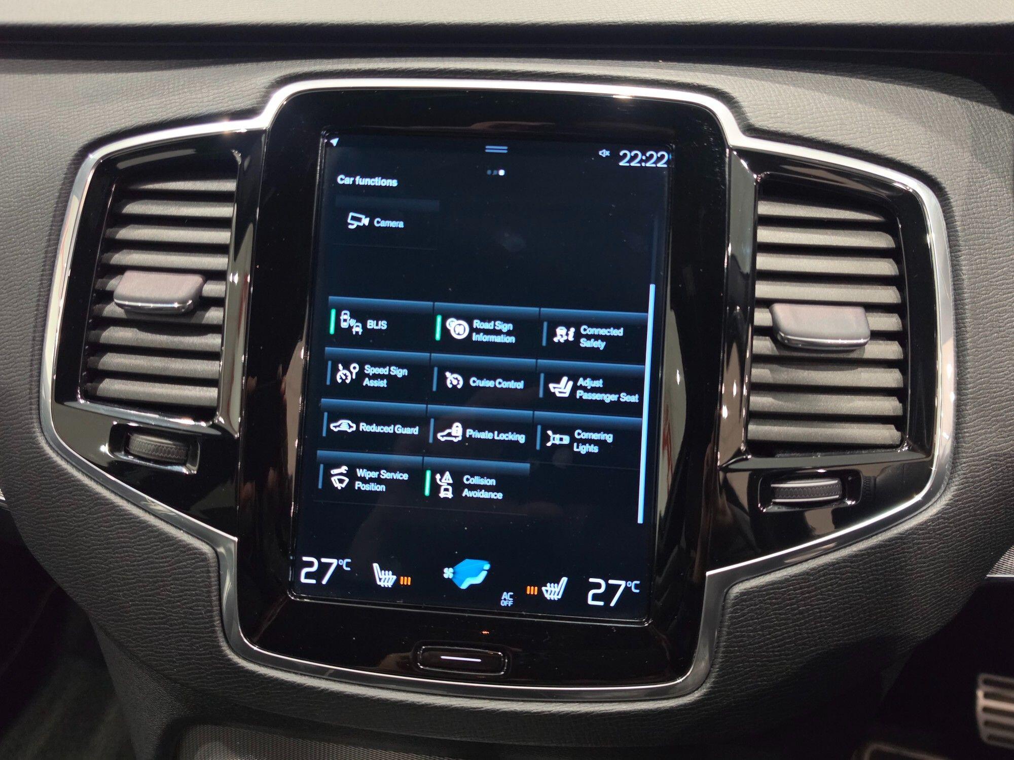 Volvo XC90 view 35
