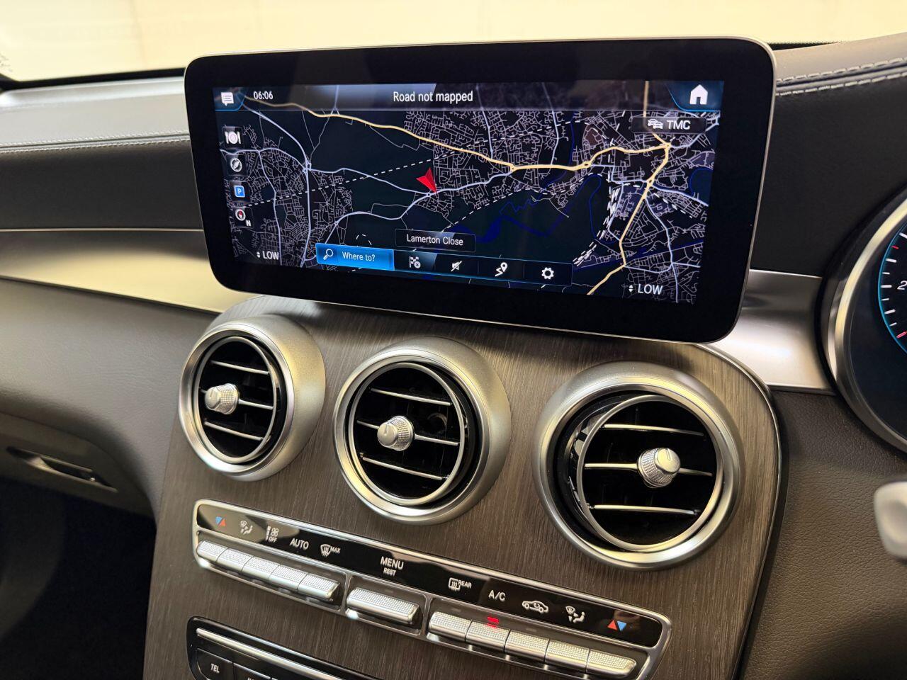 Mercedes-Benz GLC view 22