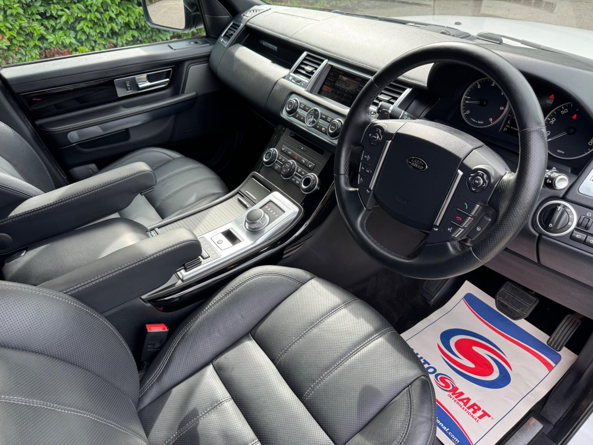 Land Rover Range Rover Sport view 10