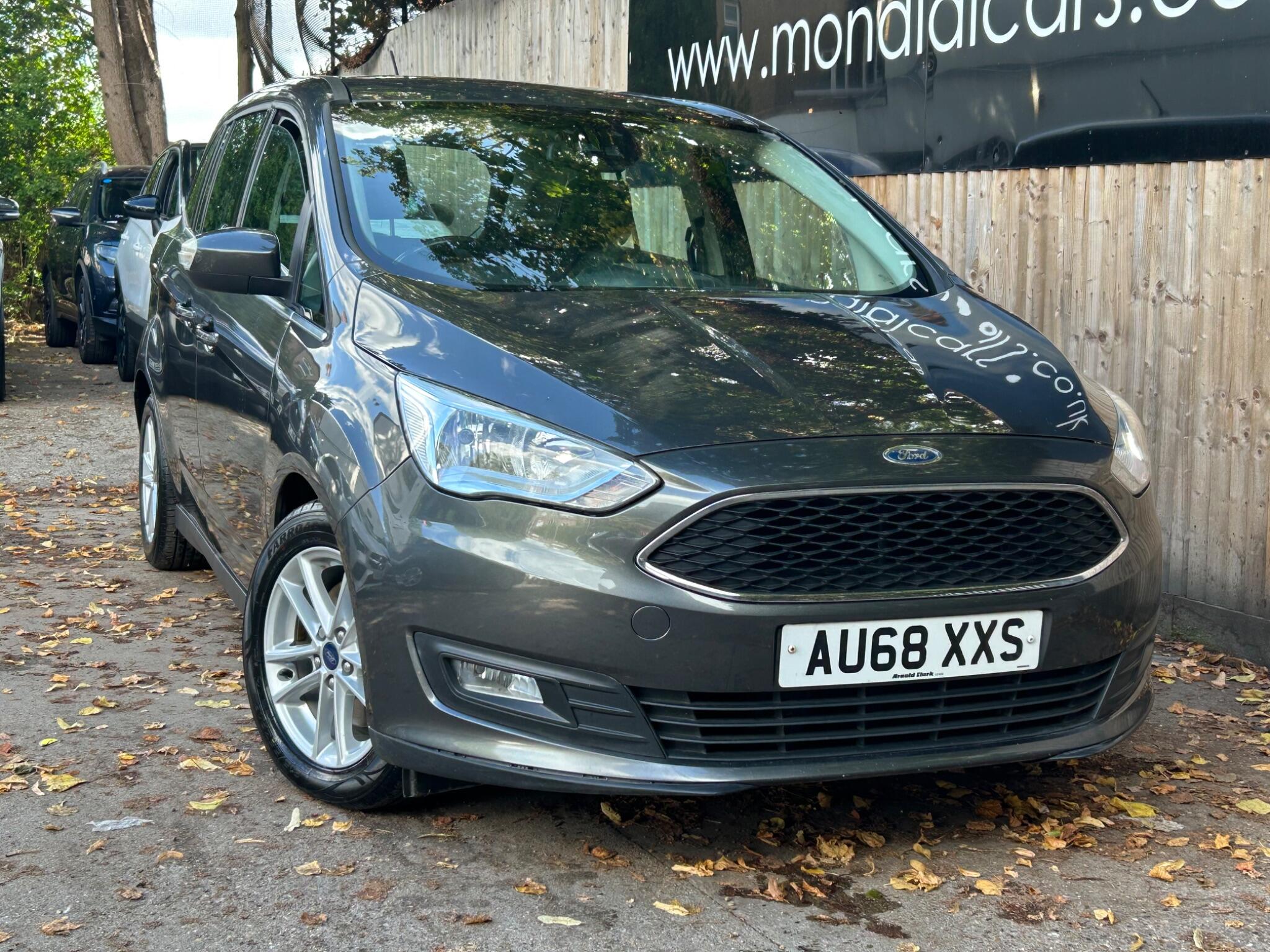 Ford Grand C-Max view 11