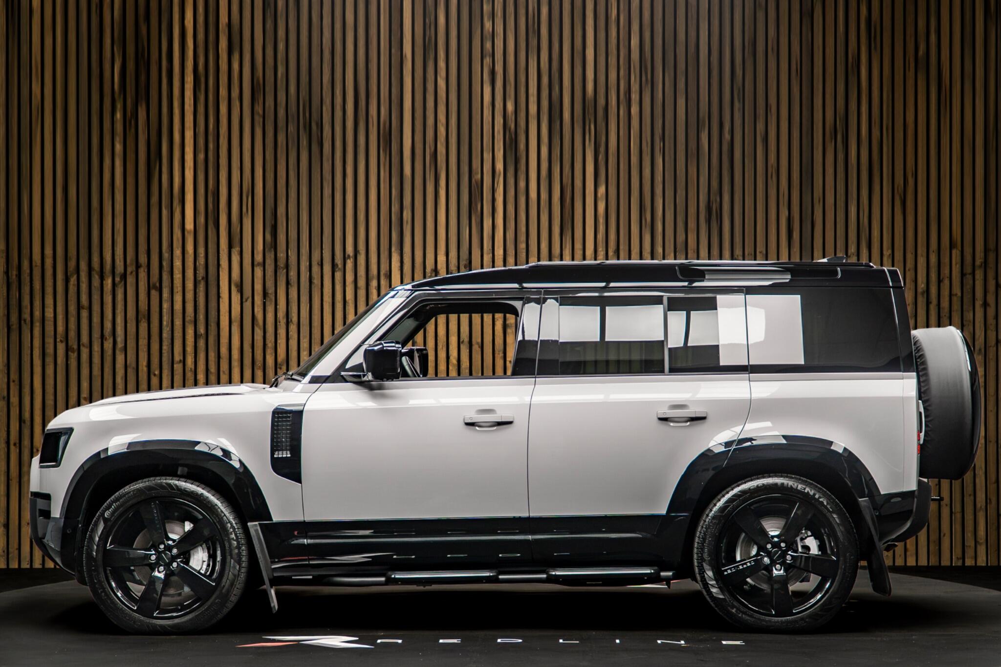 Land Rover Defender view 7