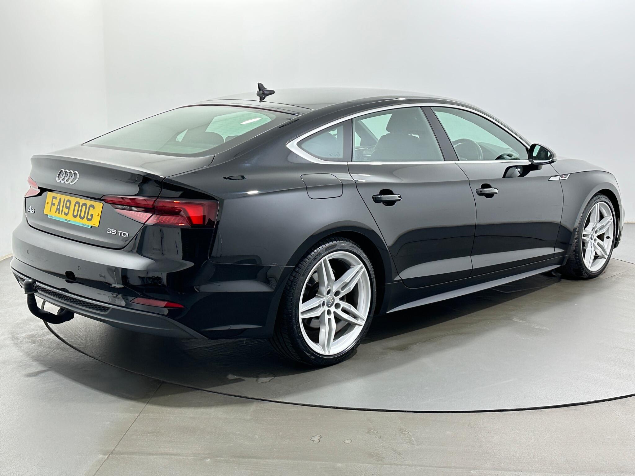 Audi A5 view 8
