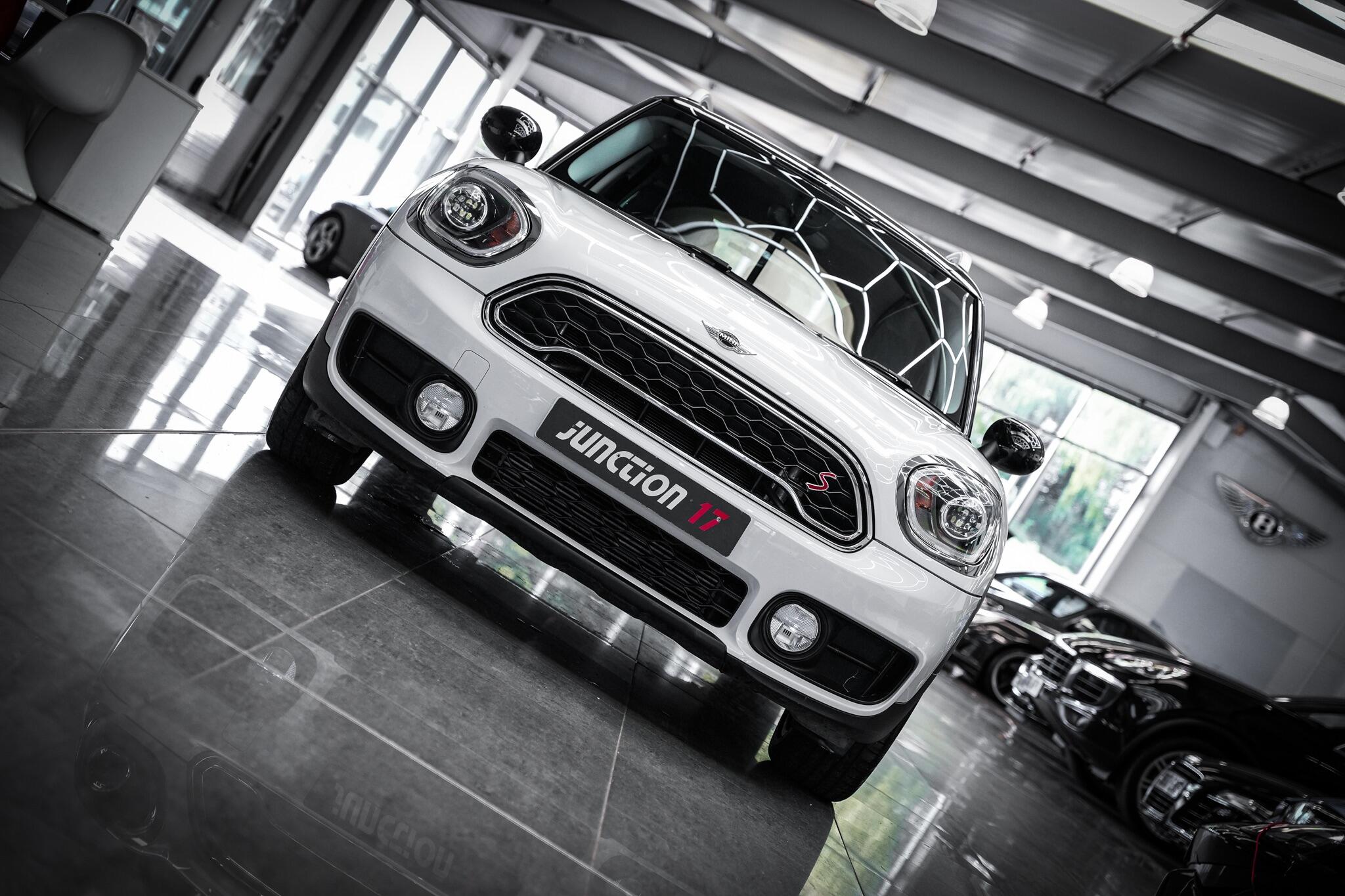 Mini Countryman view 4