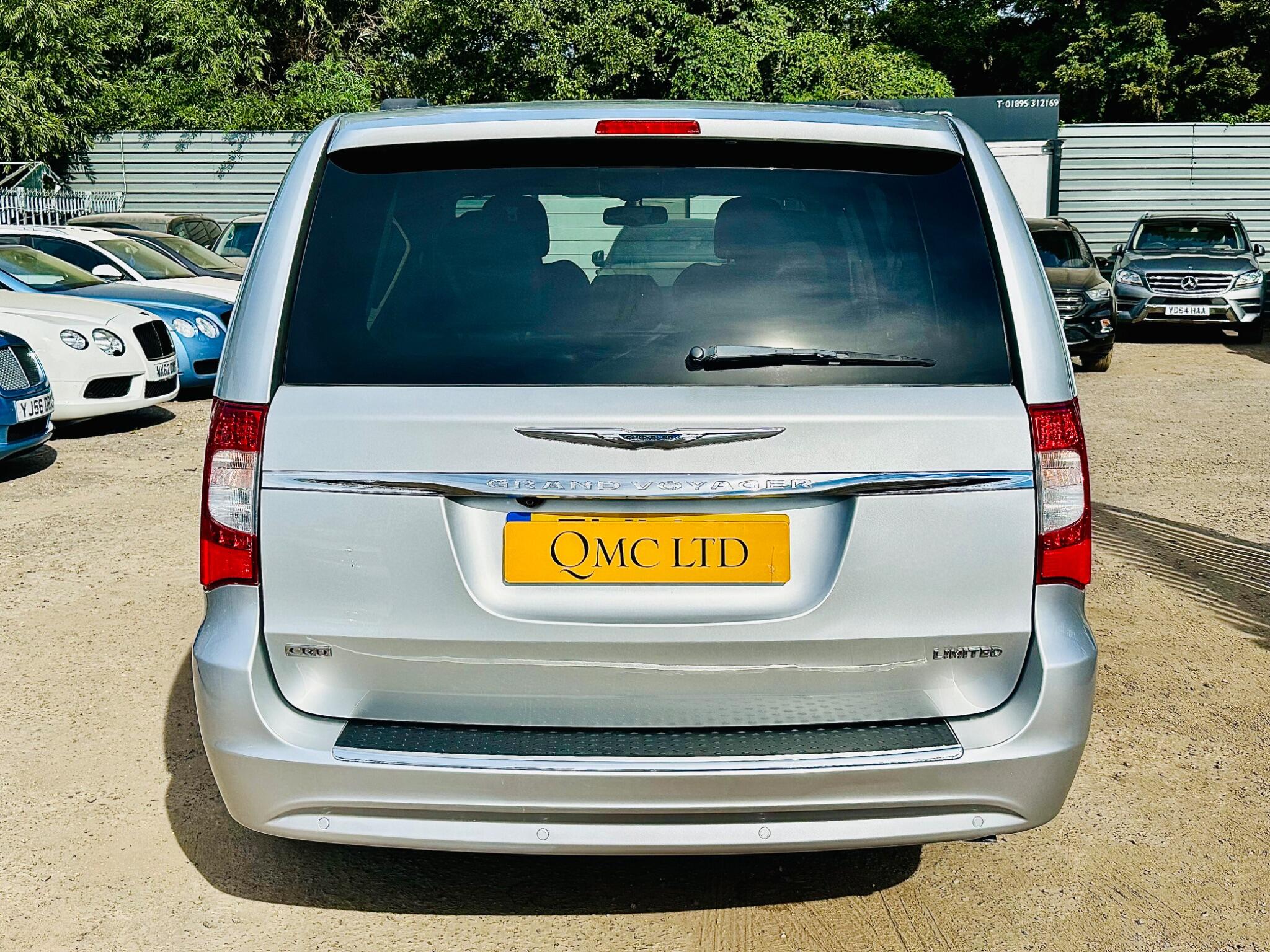 Chrysler Grand Voyager view 15