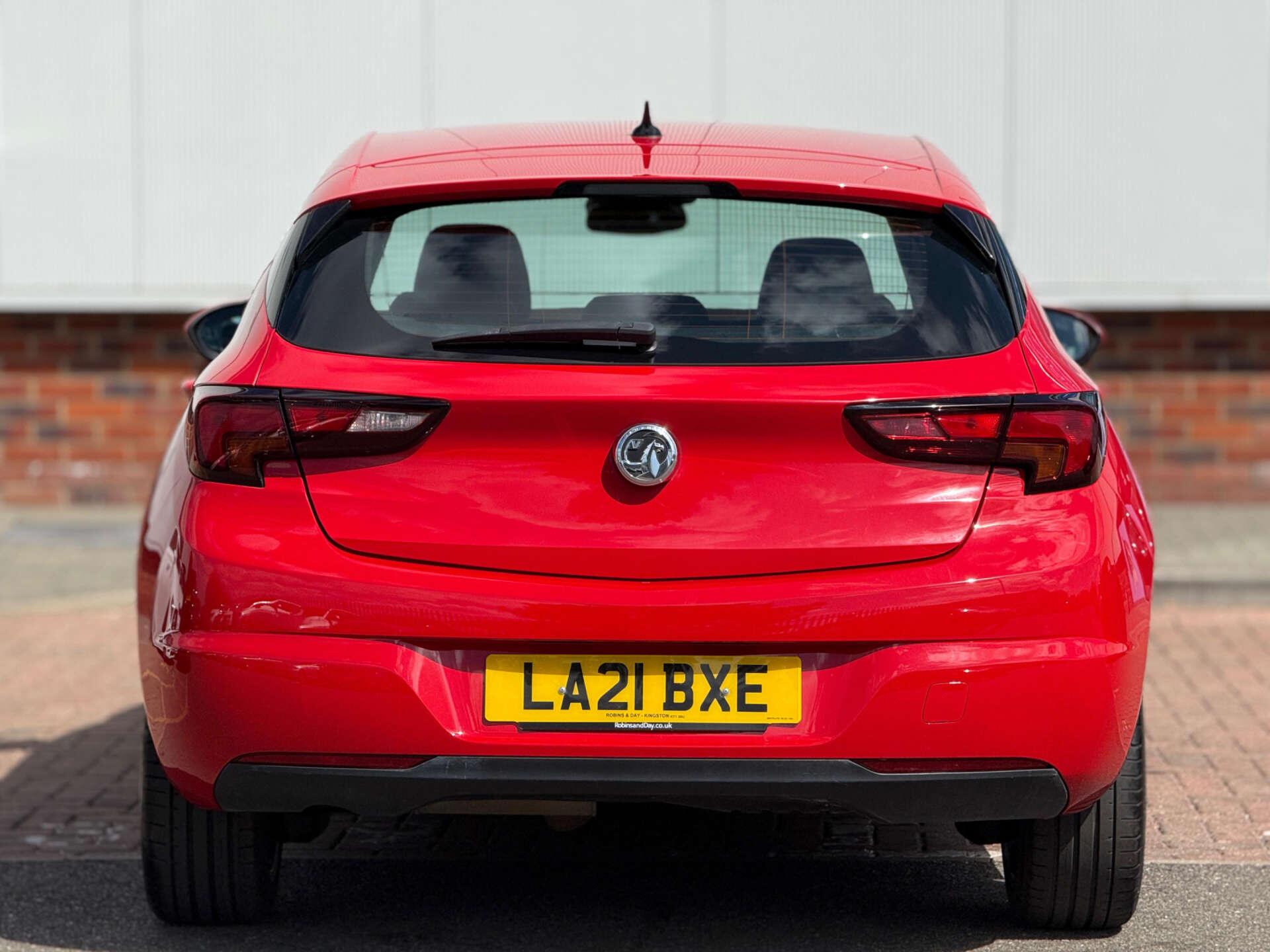 Vauxhall Astra view 9