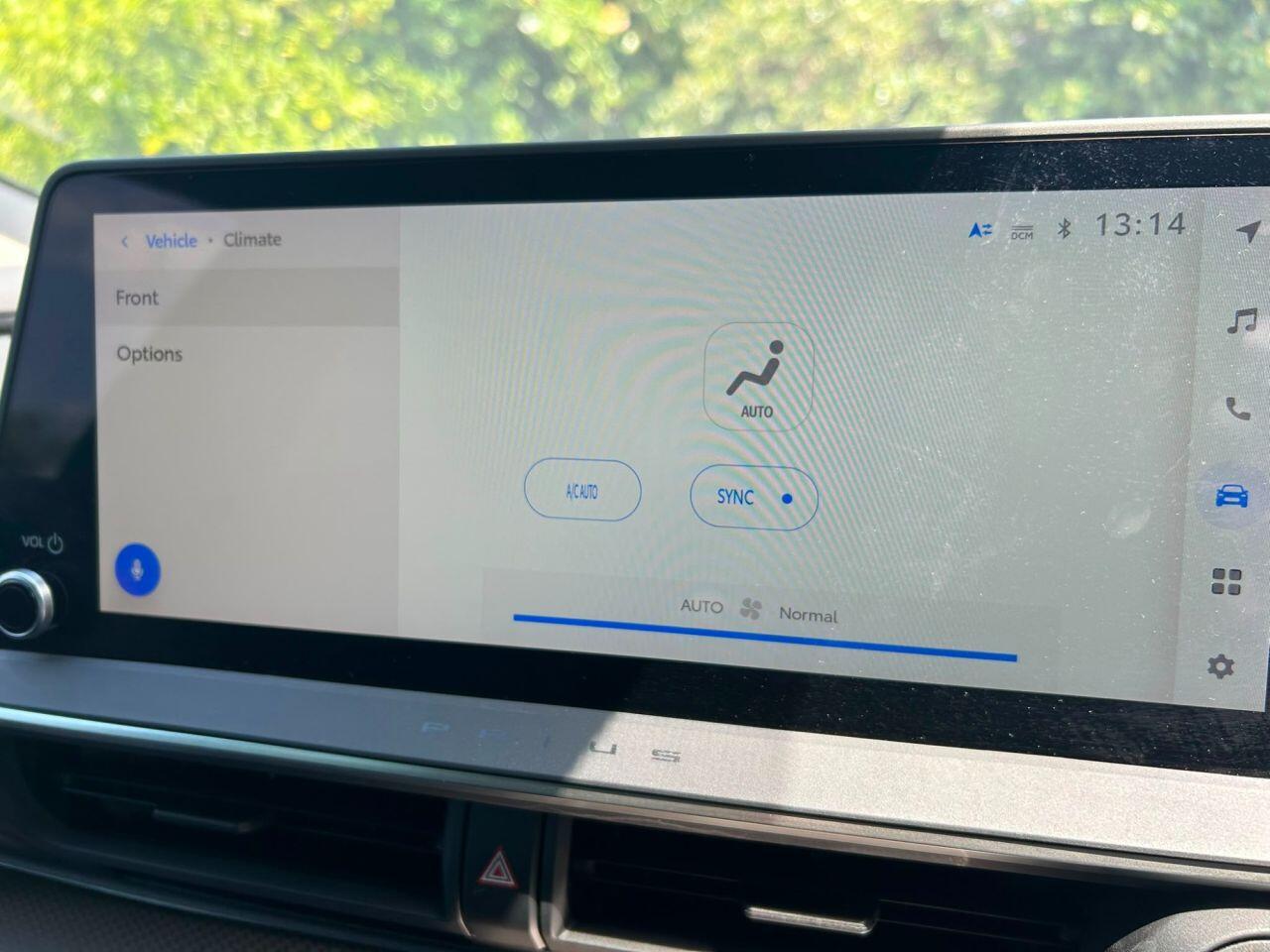 Toyota Prius view 41
