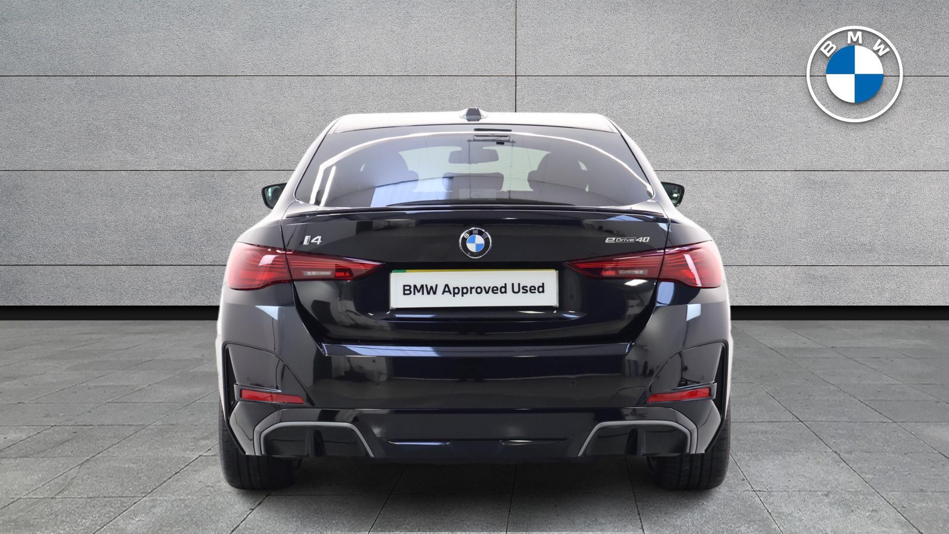 BMW i4 view 15
