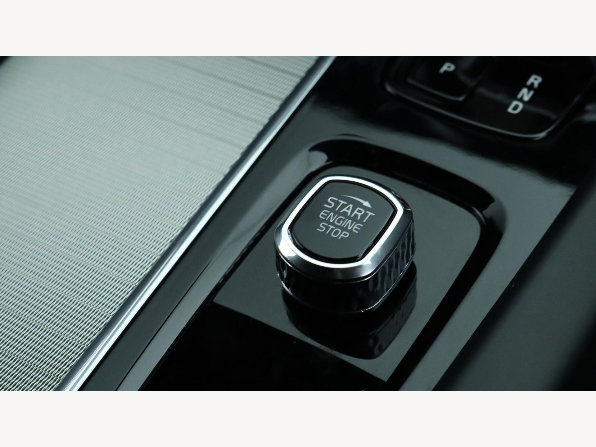 Volvo XC60 view 27