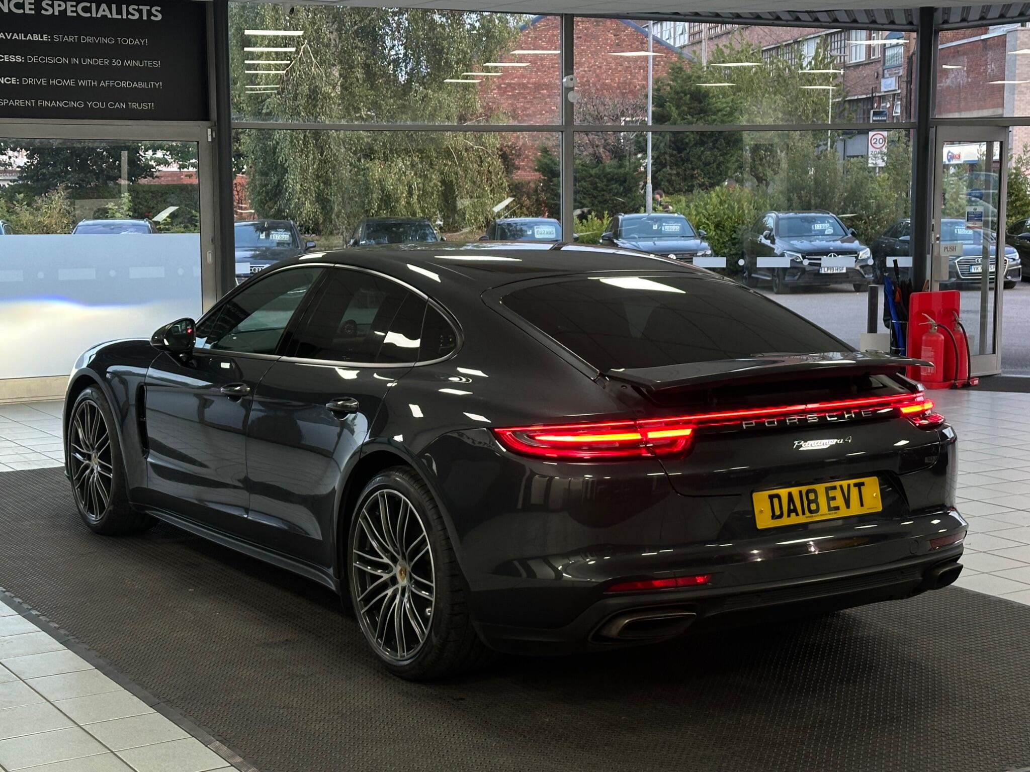 Porsche Panamera view 11