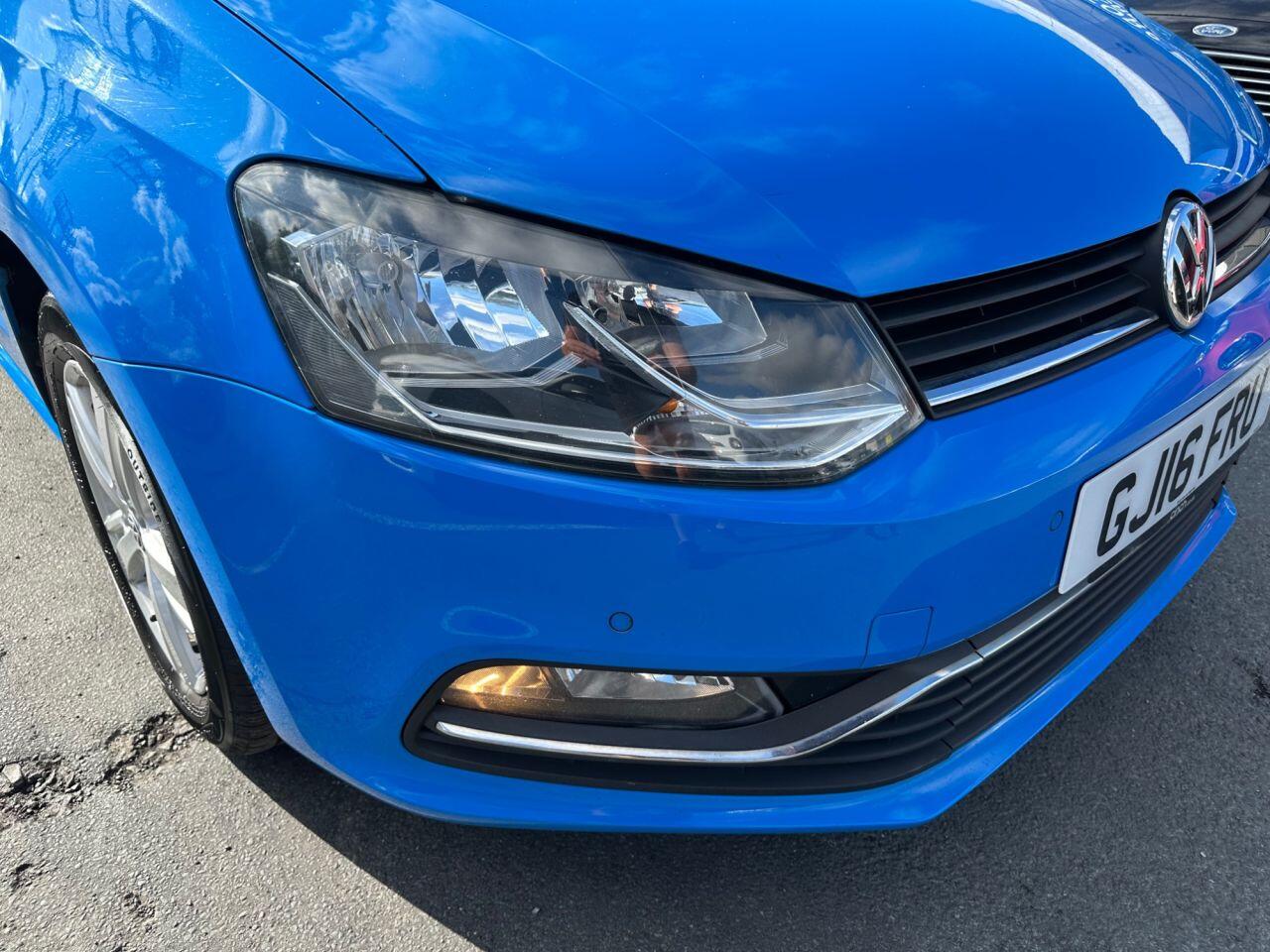 Volkswagen Polo view 9