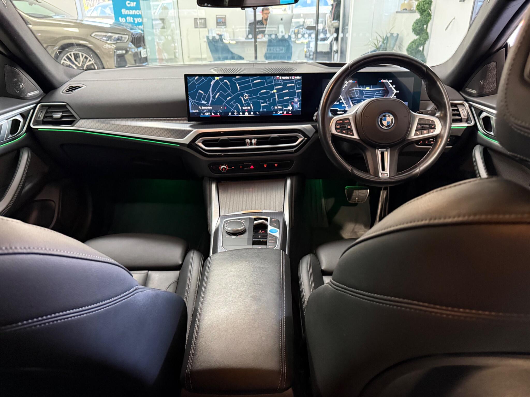 BMW i4 view 26