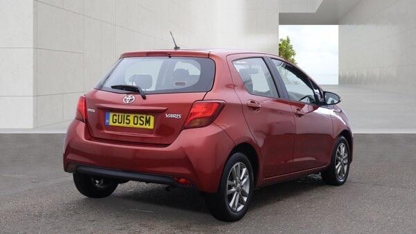 Toyota Yaris view 4