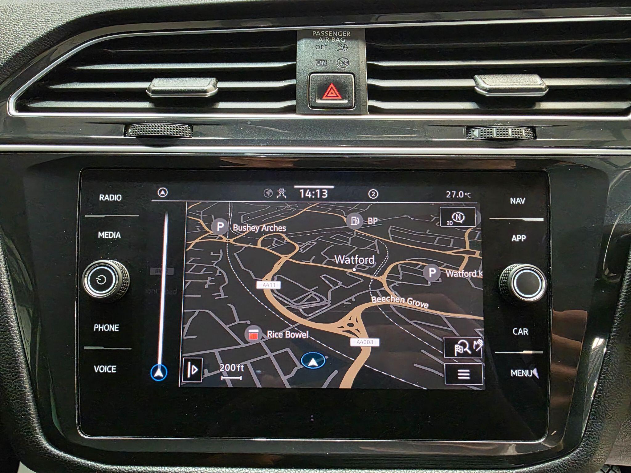 Volkswagen Tiguan view 8