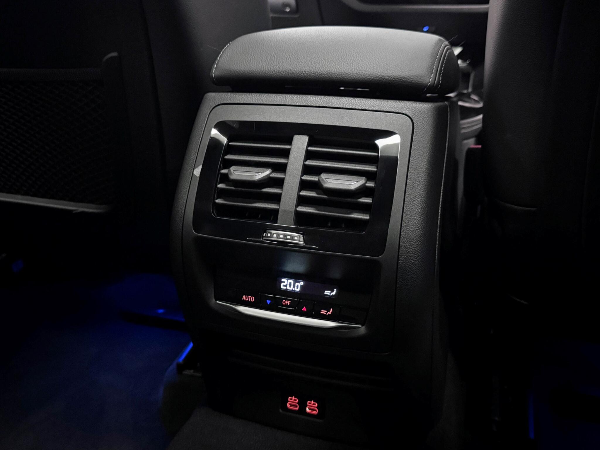 BMW X4 view 13