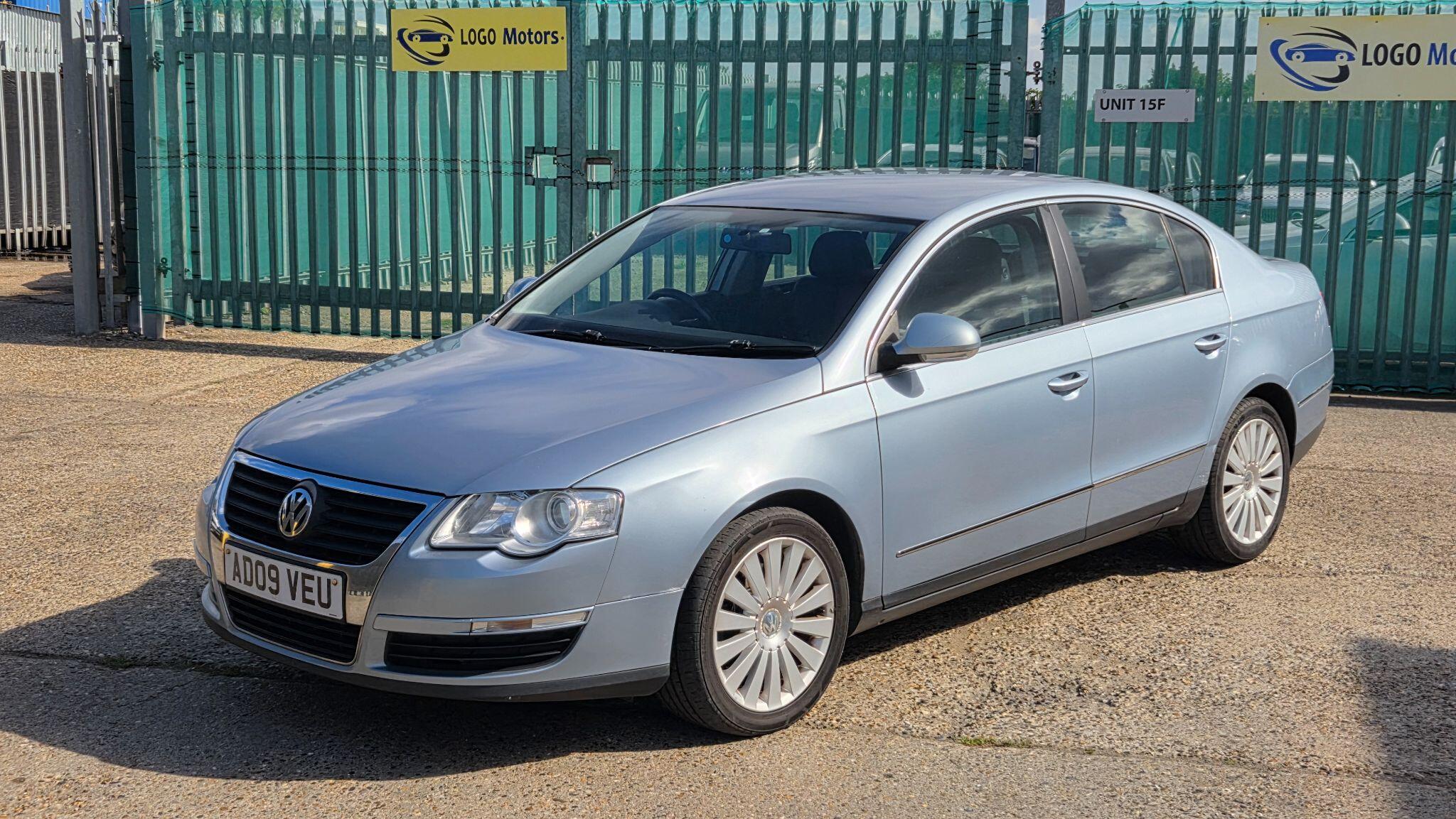 2009 Volkswagen Passat in Blue for sale