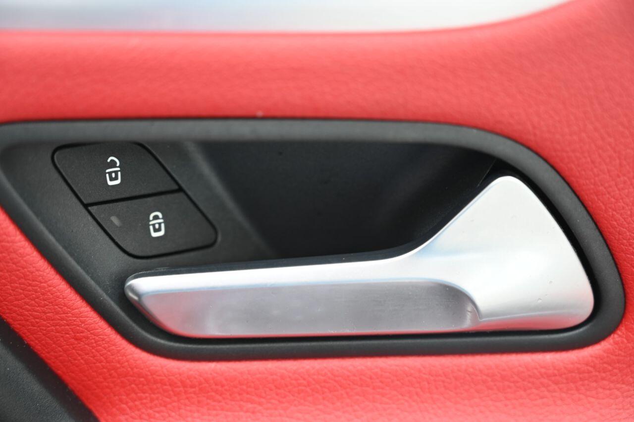Mercedes-Benz Cla view 36