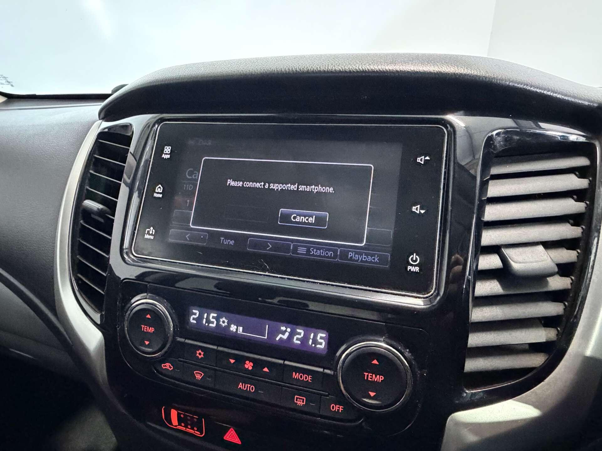 Mitsubishi L200 view 38