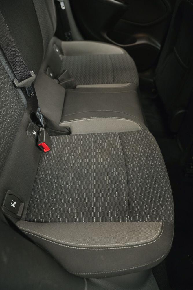 Vauxhall Astra view 21