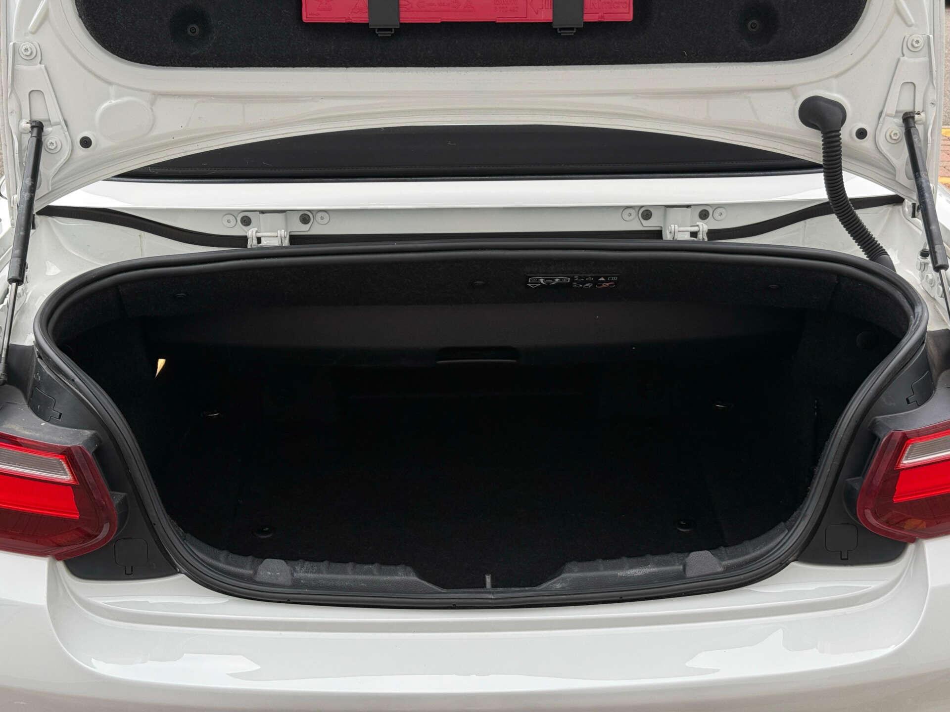 BMW 2 Series view 28