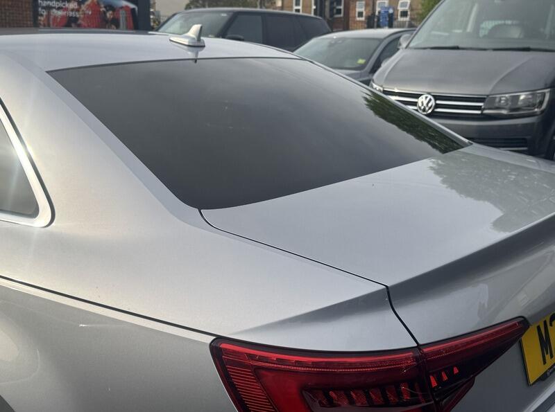 Audi A4 view 19