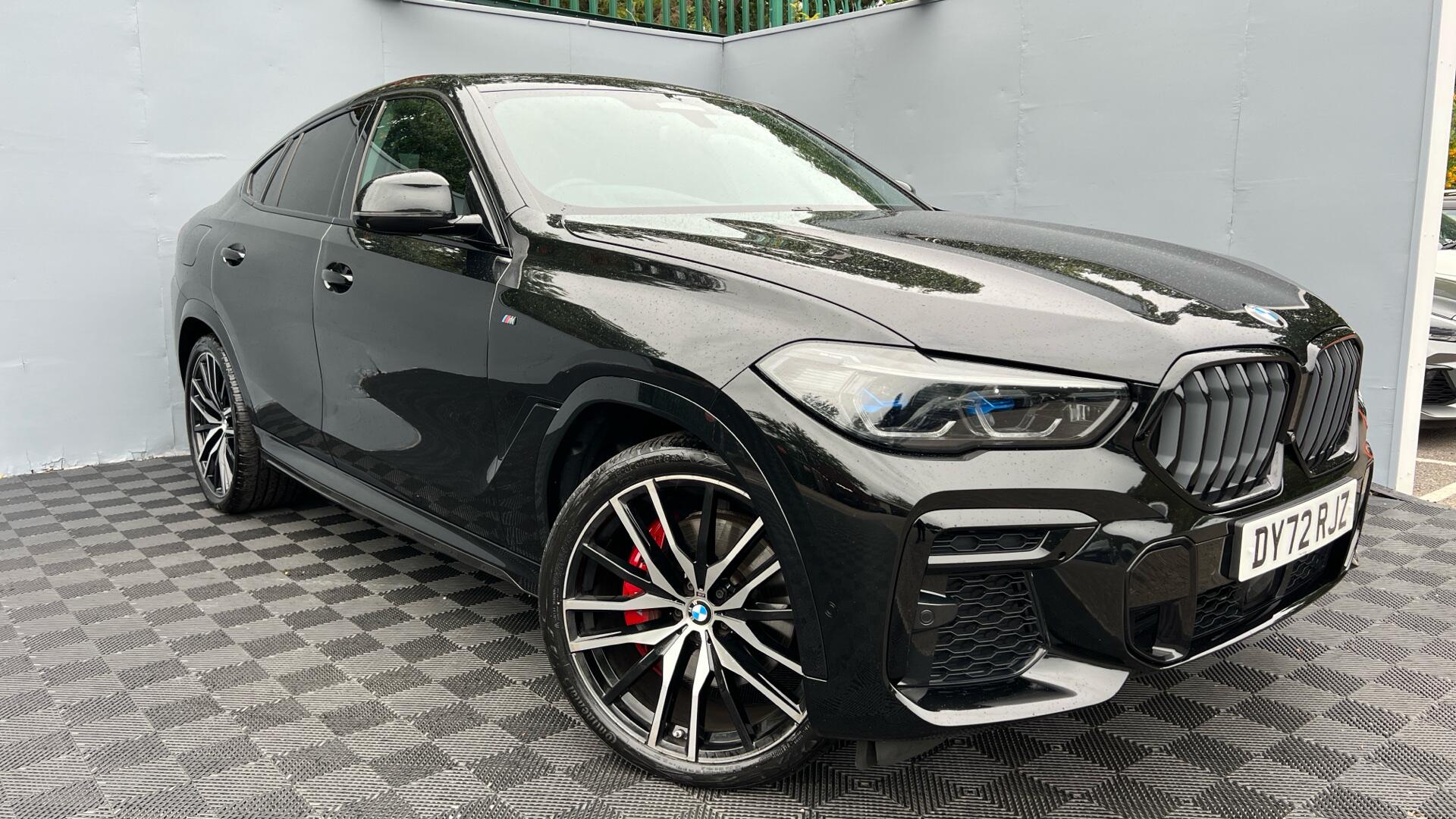 BMW X6 view 24
