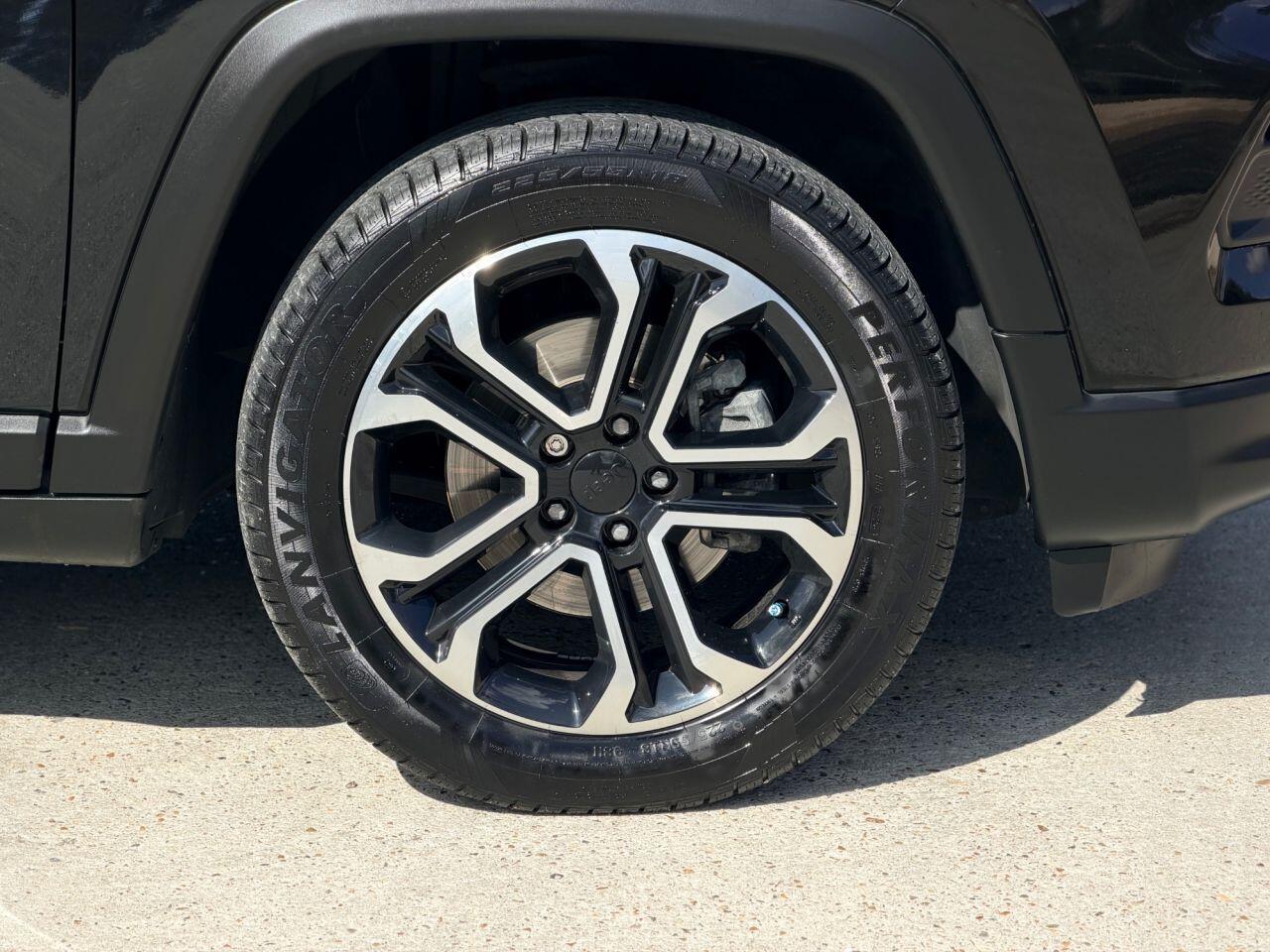Jeep Compass view 14