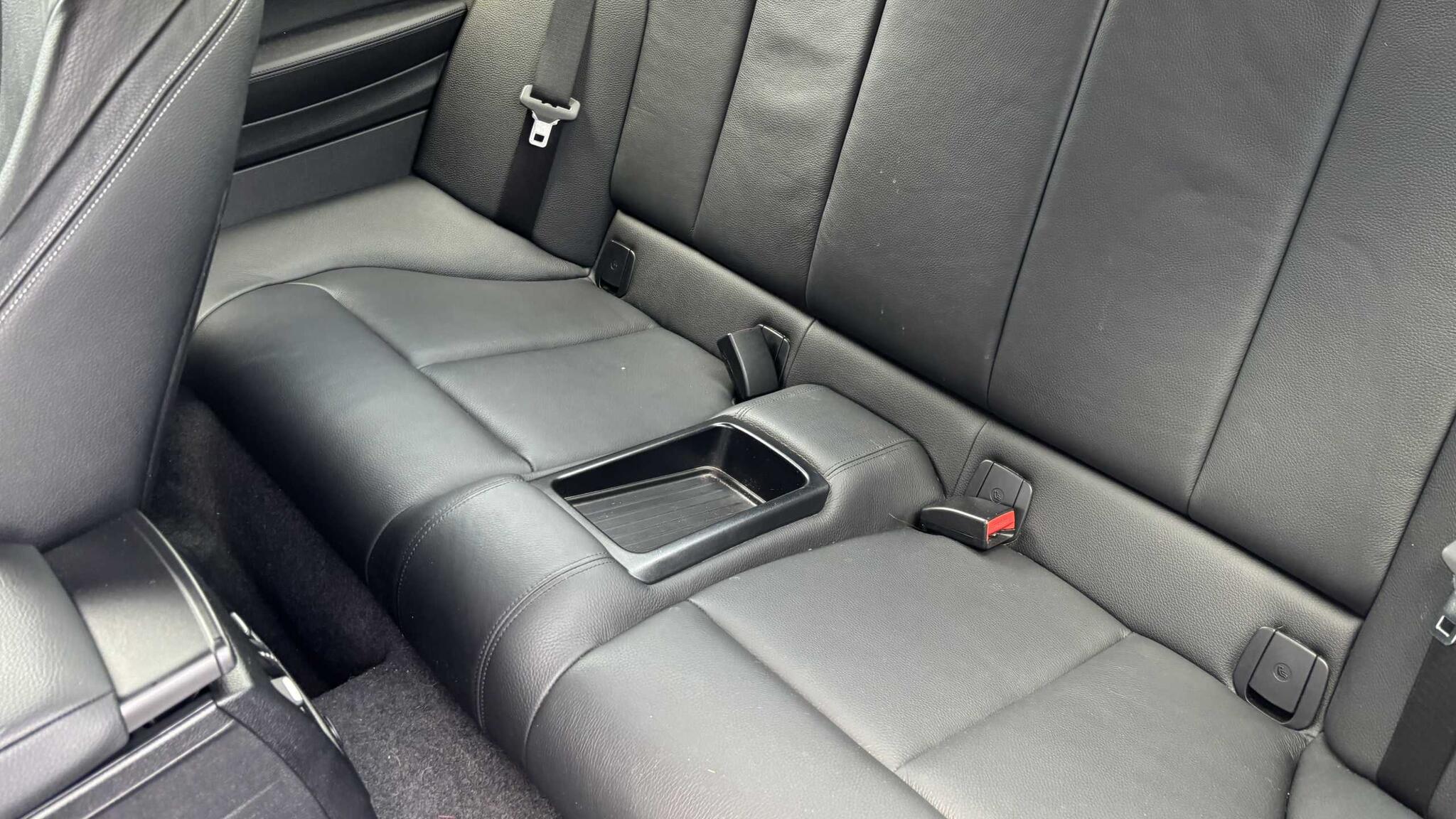 BMW 2 Series view 20