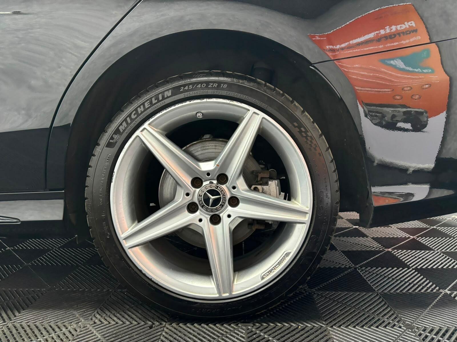 Mercedes-Benz C Class view 21