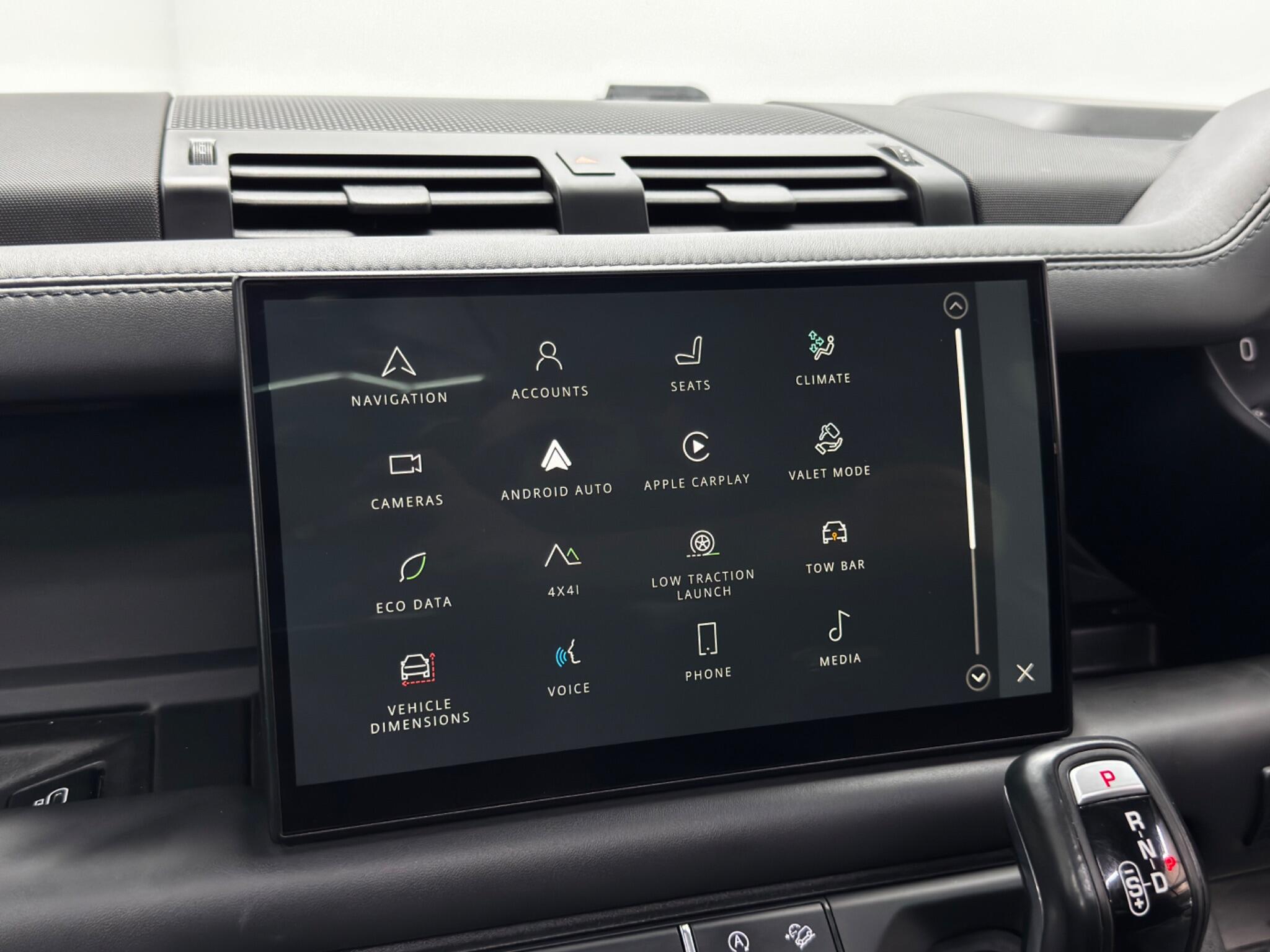 Land Rover Defender view 18