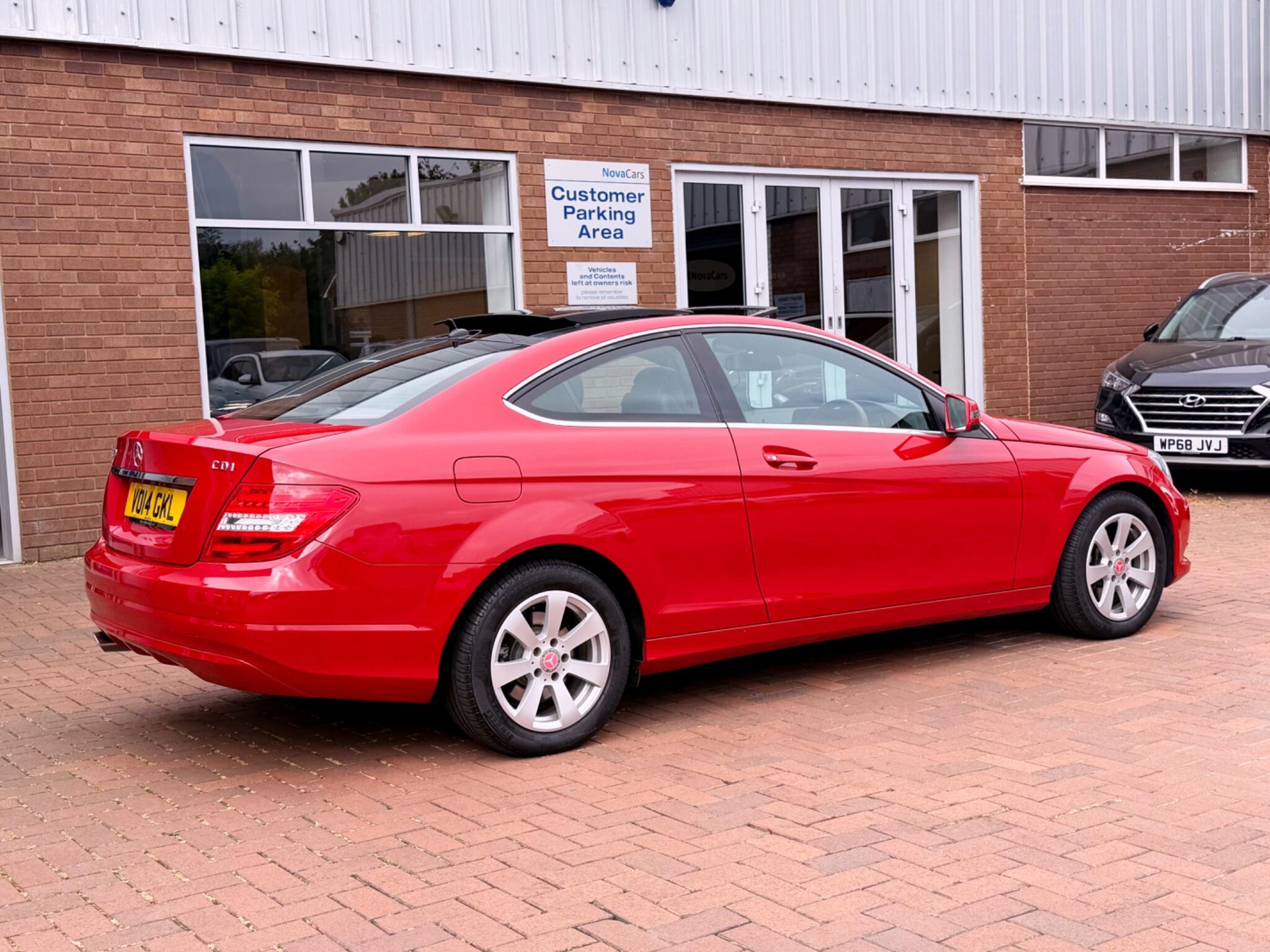 Mercedes-Benz C-Class view 19