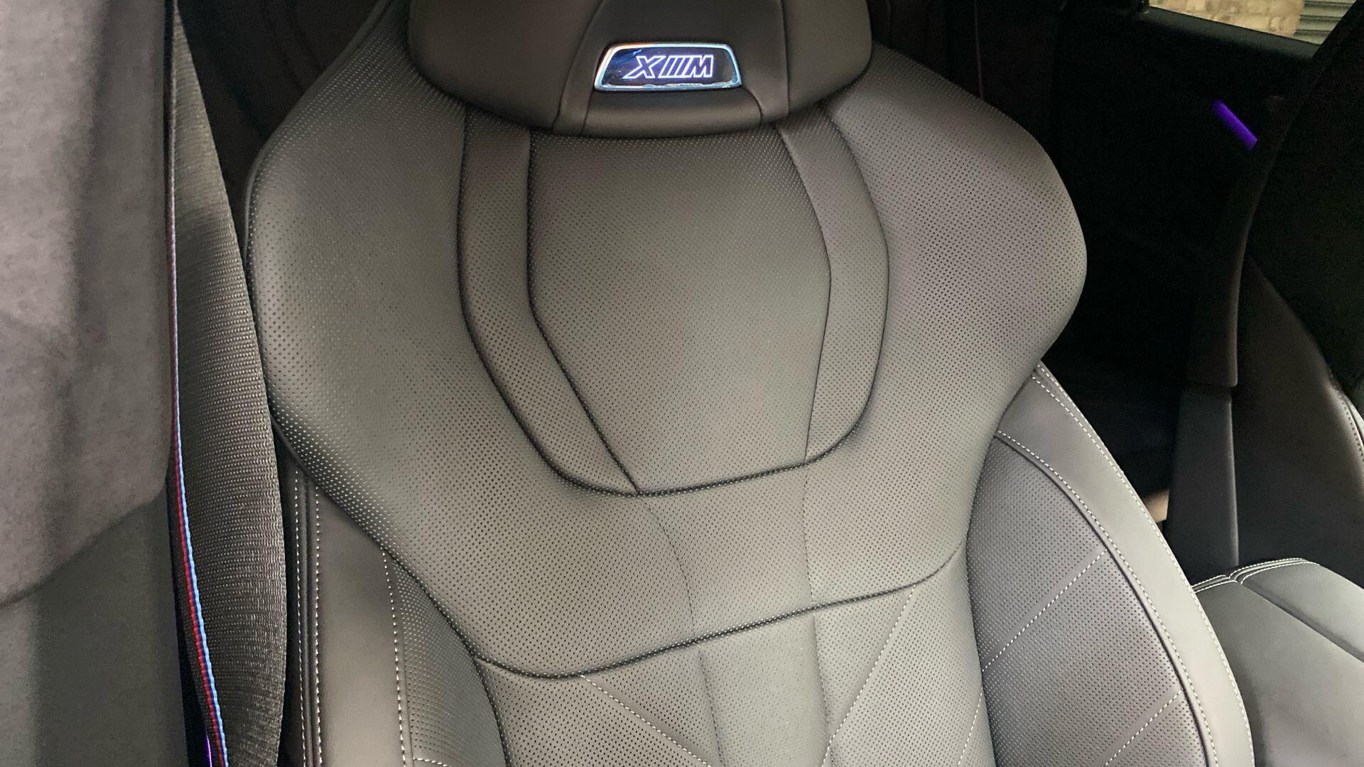BMW XM view 64