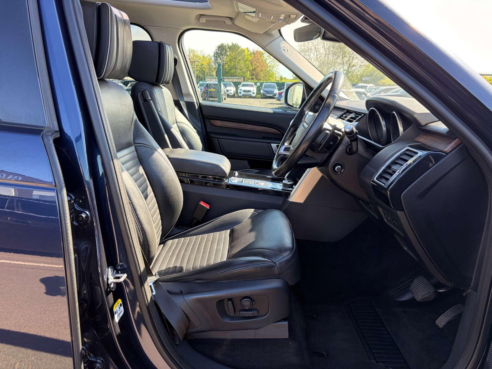 Land Rover Discovery 3 view 43