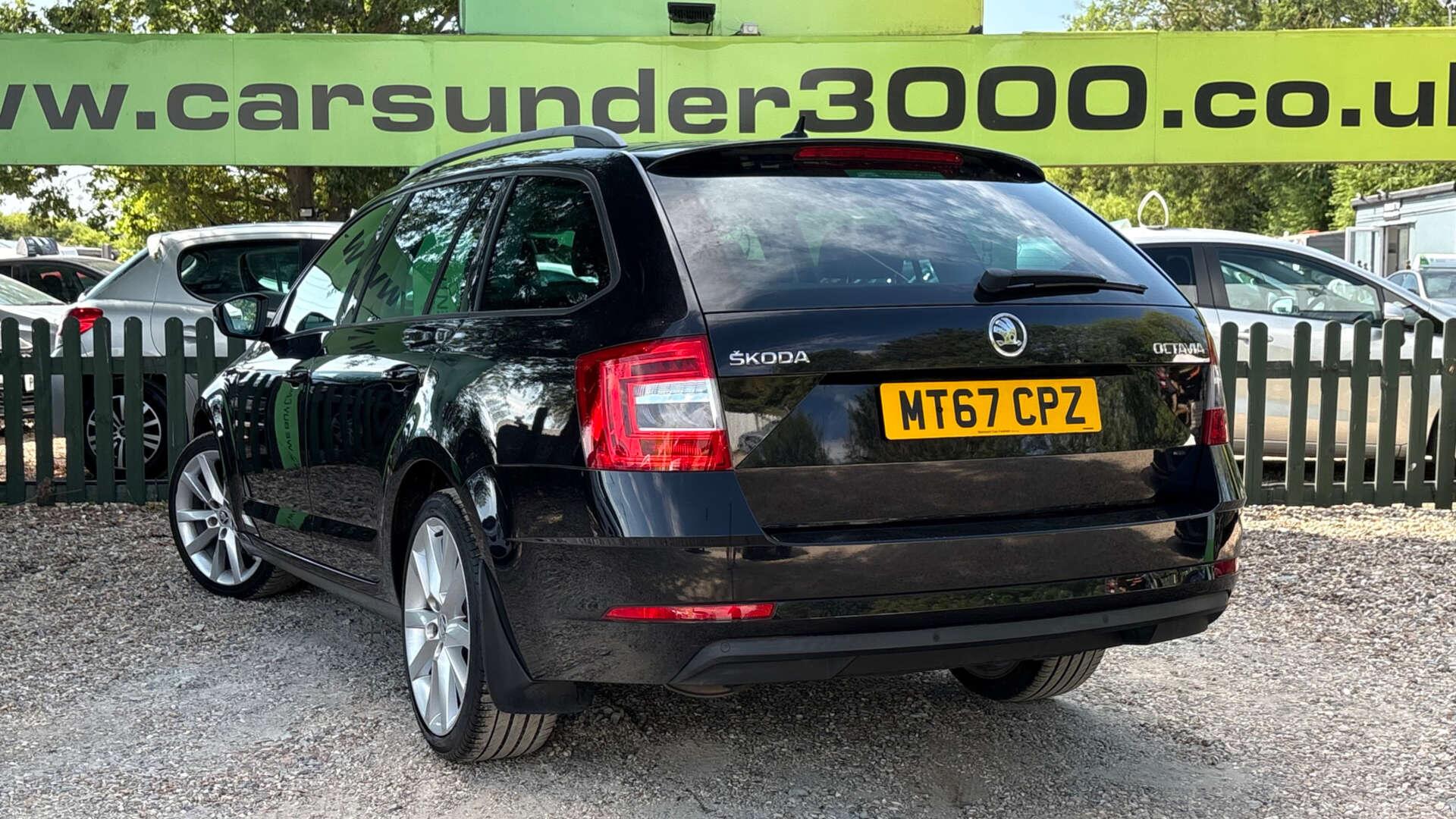 Skoda Octavia view 6