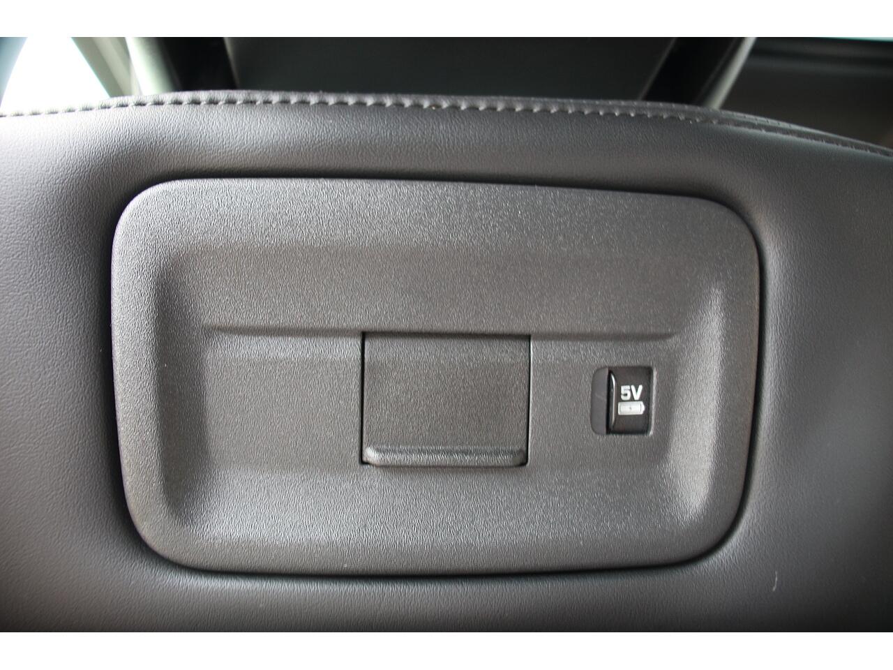 Land Rover Discovery view 61