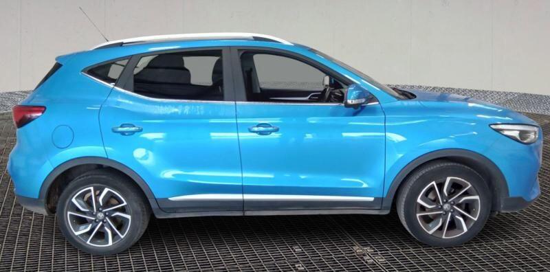 MG ZS view 3