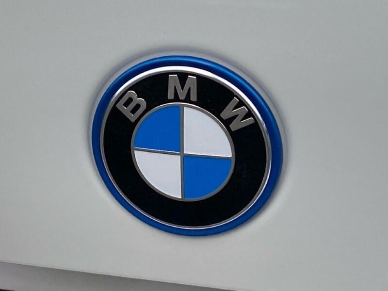 BMW 5 Series view 45