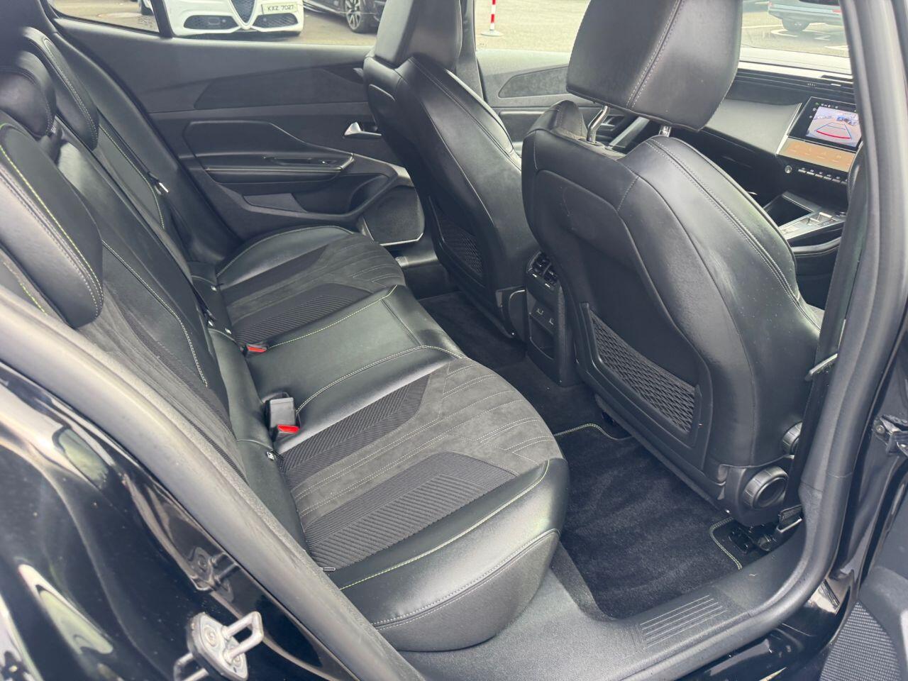 Peugeot 408 view 5