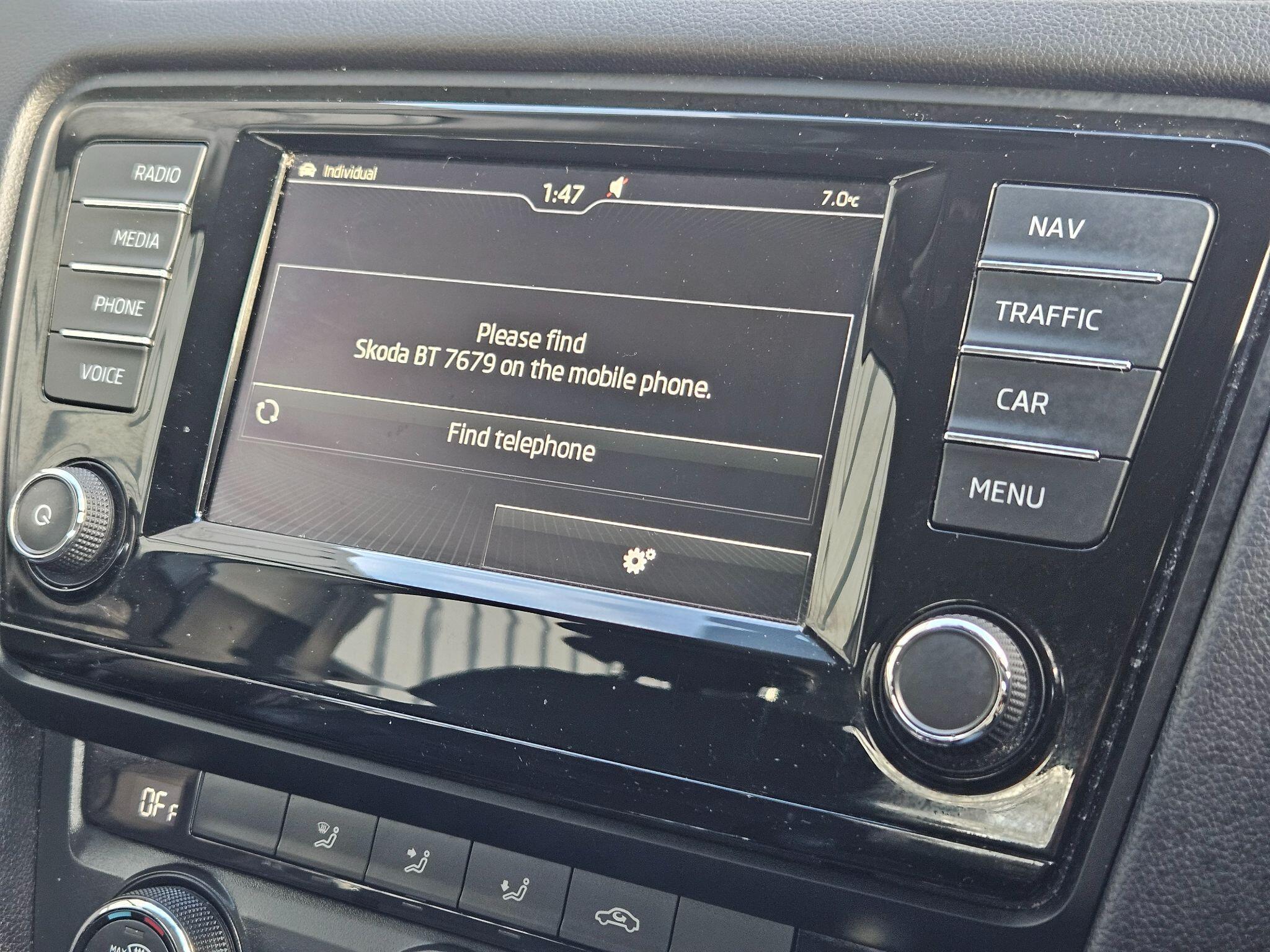 2015 Skoda Octavia image 26