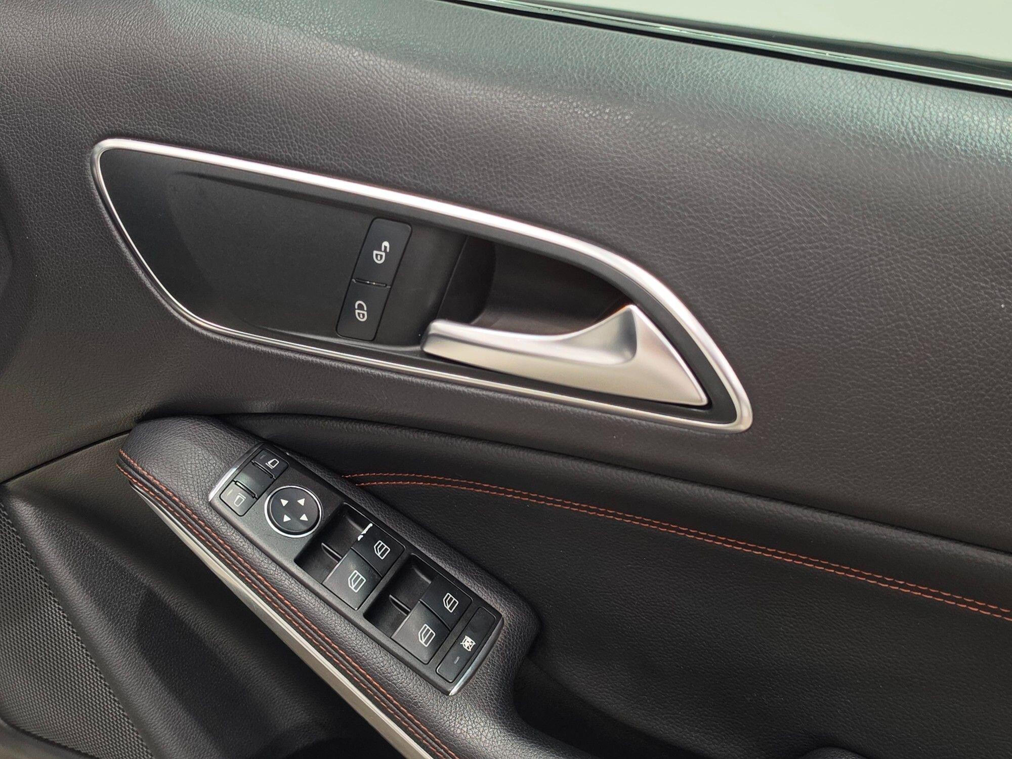 Mercedes-Benz A-Class view 50