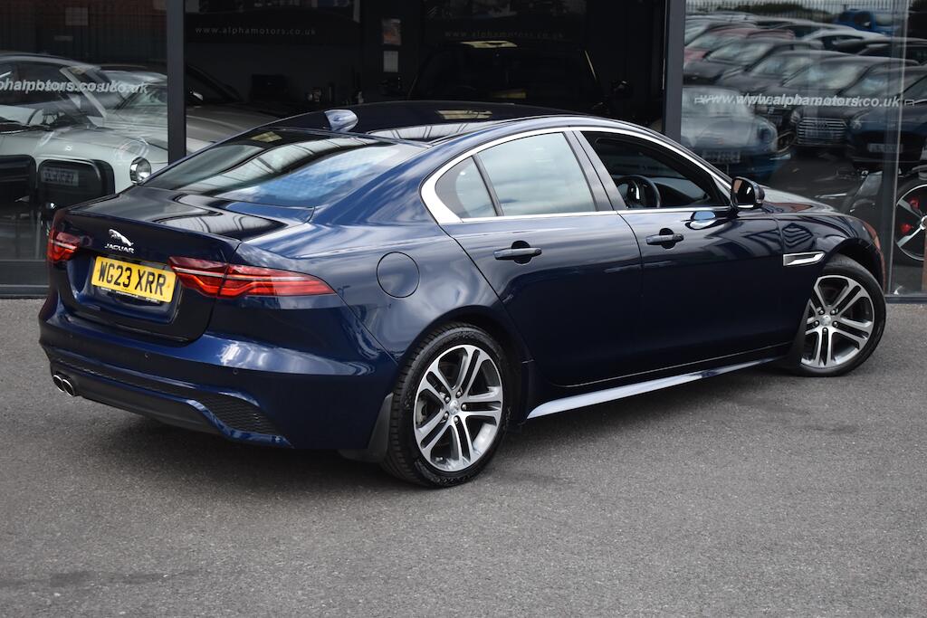 Jaguar Xe view 7